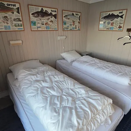 Solodden, Authentic Rorbu In Lofoten Feriehus Sennesvik